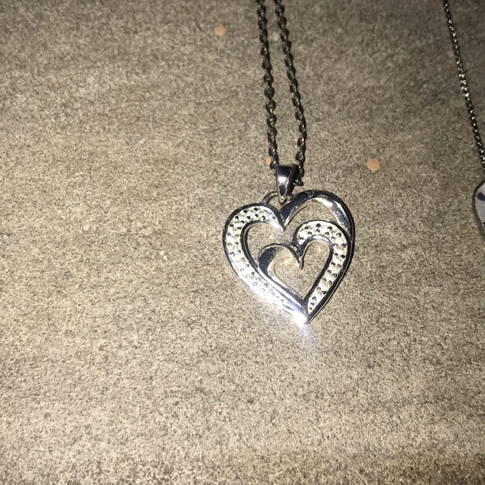 Necklace - Picture 2 of 5